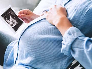 Qué necesitan saber las mujeres embarazadas sobre la COVID-19?